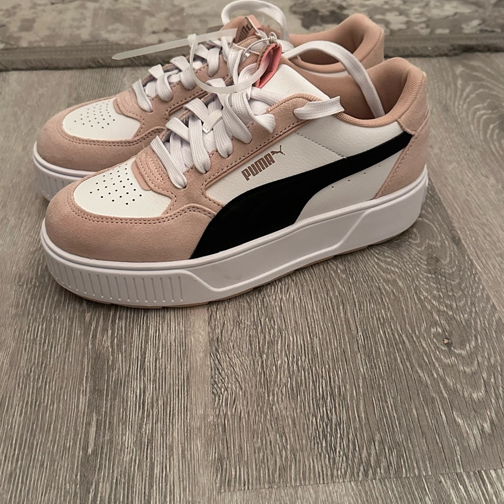 PUMA Women's Pink, White, and Black Sneakers